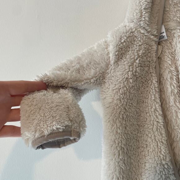 Nike Hooded Sherpa Baby Coverall in Pale Ivory 6M - Picture 8 of 9